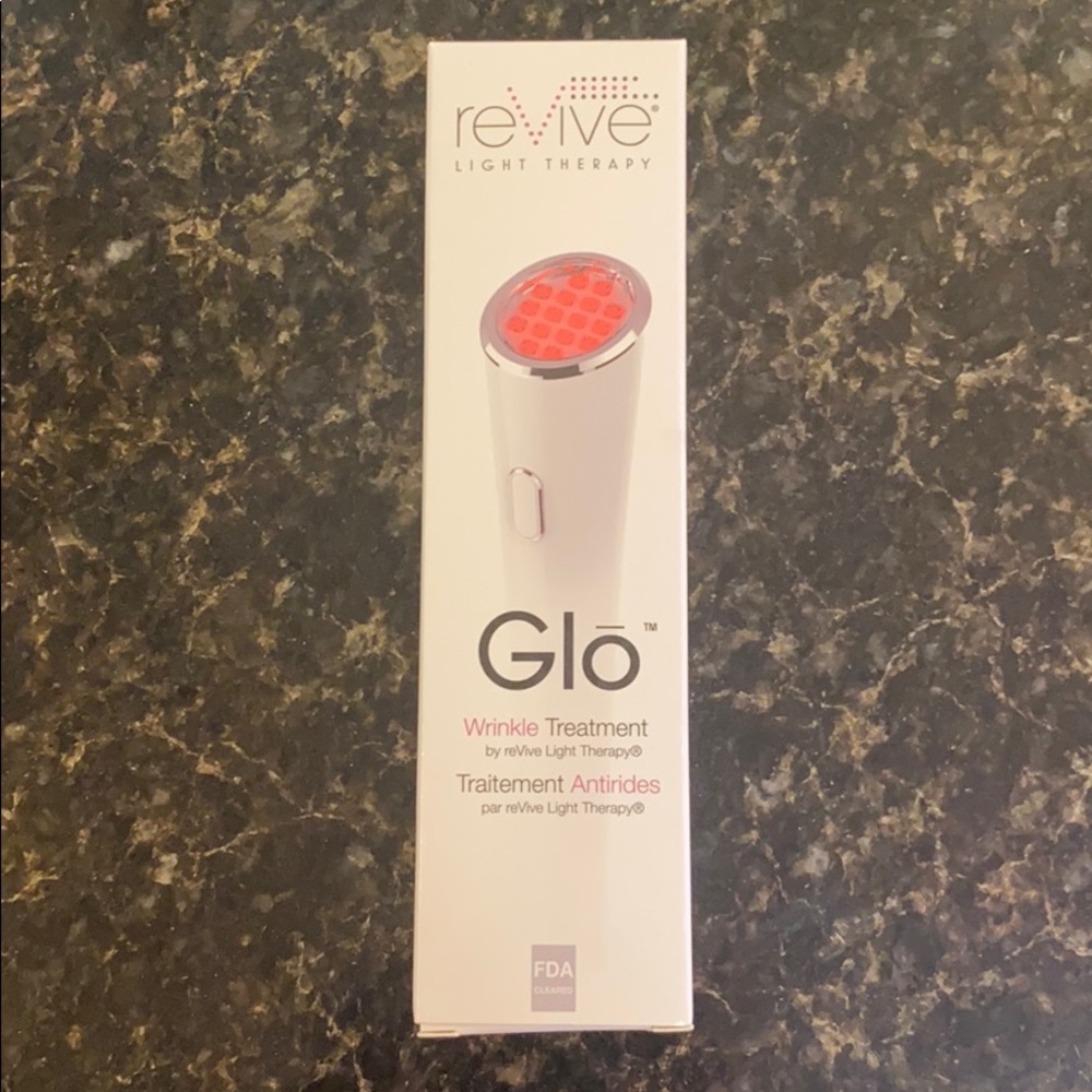 Revive Light Therapy - Glo Wrinkle Treatment